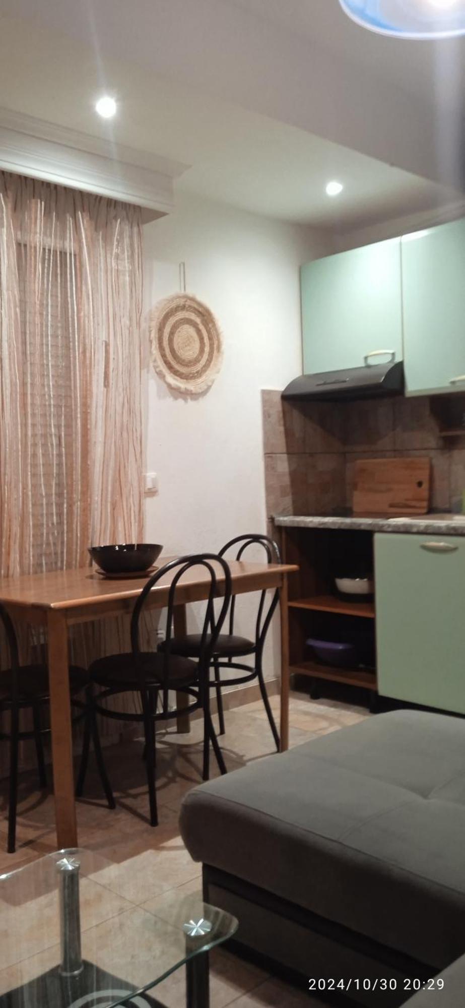 Roses Apartments 네아 미카니오나 외부 사진